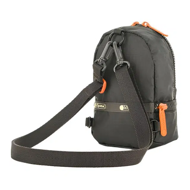LeSportsac