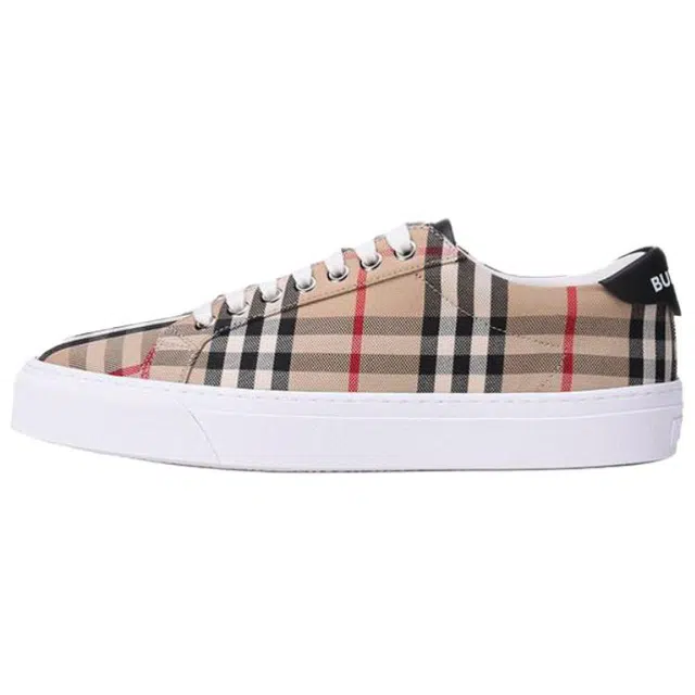 Burberry Vintage