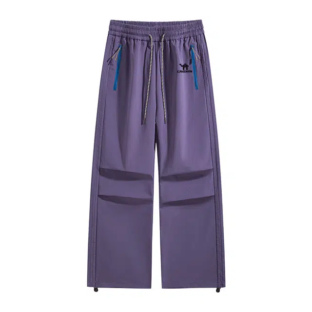 领航骆驼 美式高街纯色褶皱伞兵设计系带直筒宽松户外机能运动情侣登山通勤百搭防风防泼水    休闲裤 男女同款