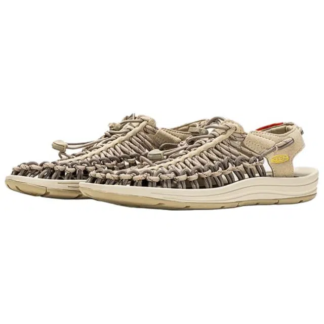 carnival x KEEN Uneek
