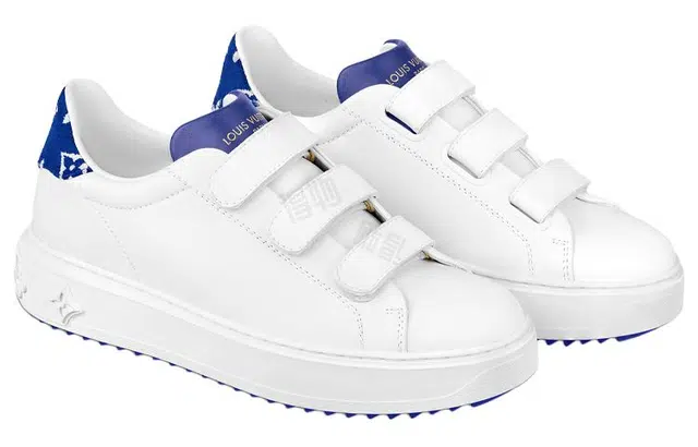 LOUIS VUITTON Time Out