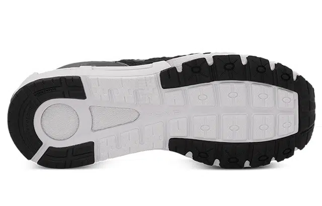 Under Armour HOVR Mega 2