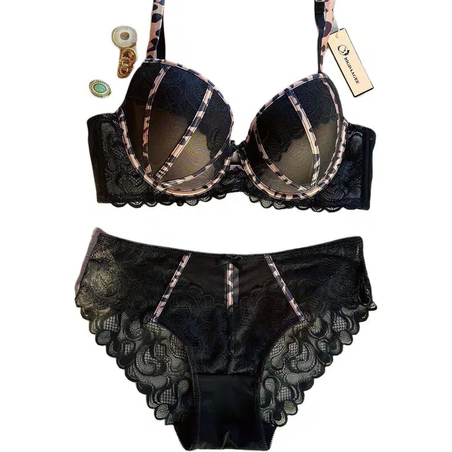 皇室品轩 豹纹撞性感聚拢文胸蕾丝薄模杯大码女士内衣裤套装 女款