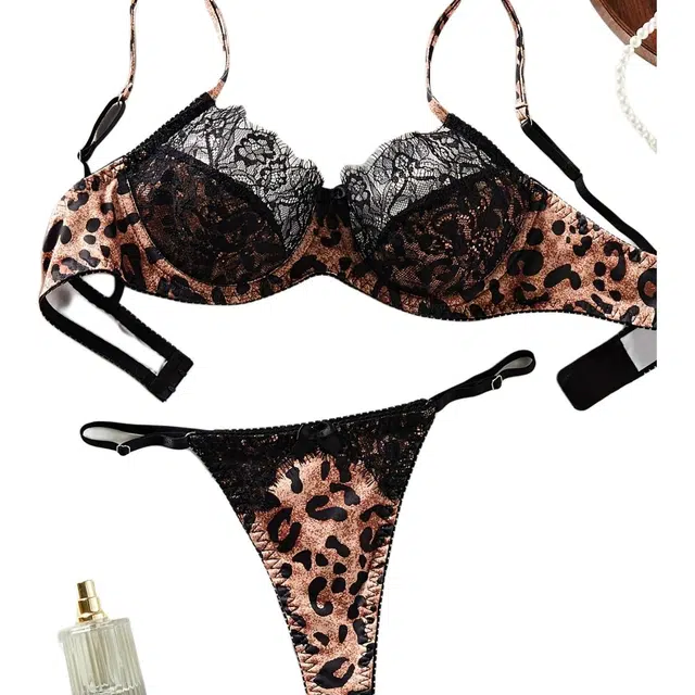 皇室品轩 性感豹纹超薄蕾丝文装舒适外贸爆款法式诱惑文胸套装 女款