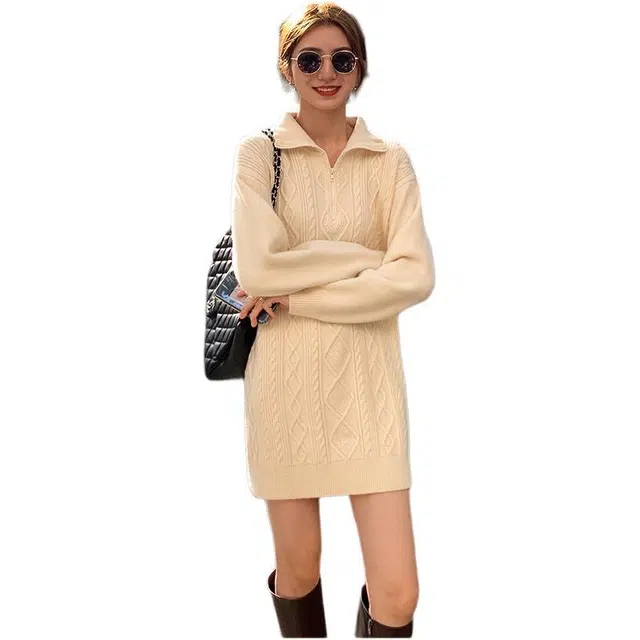 沐晓欣 中长款麻花裙女秋冬配大衣宽松慵懒风拉链软糯针织裙长袖连衣裙 女款