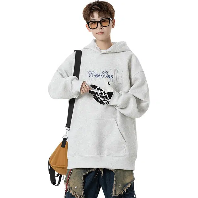 太子龍 美式潮流时尚连帽个性痞帅宽松上衣卫衣 男款