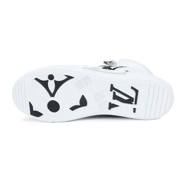 LOUIS VUITTON Charlie Monogram Unisex