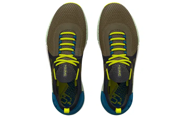 Under Armour Tribase Reign 4 Pro