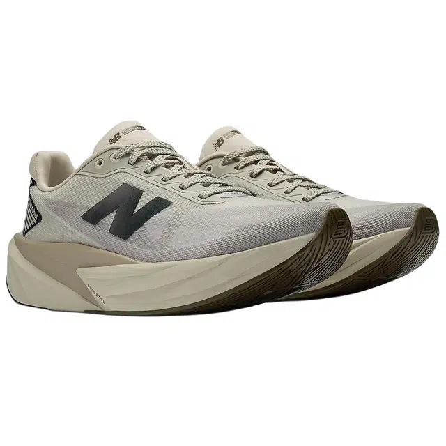New Balance FuelCell Rebel v5