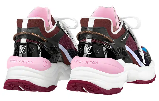 LOUIS VUITTON Run 55