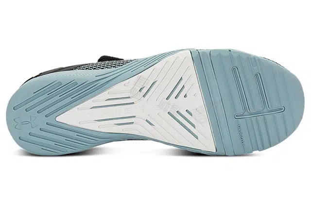 Under Armour TriBase Reign 3 NM
