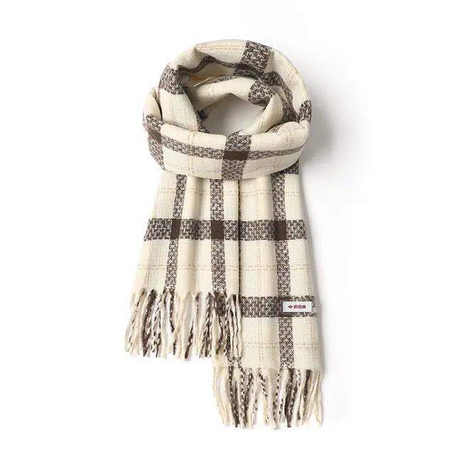 俞兆林 秋冬季韩版格子围脖百搭中长款外搭仿羊绒流苏披肩 心动礼盒装 聚酯纤维 绒线围巾 男女同款情侣款