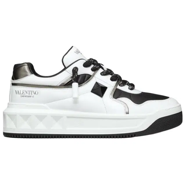 Valentino One Stud
