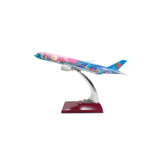 A350