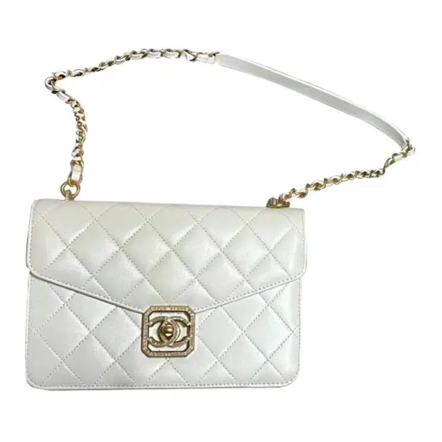 CHANEL 21K