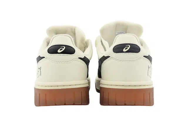 ASICS Court MZ