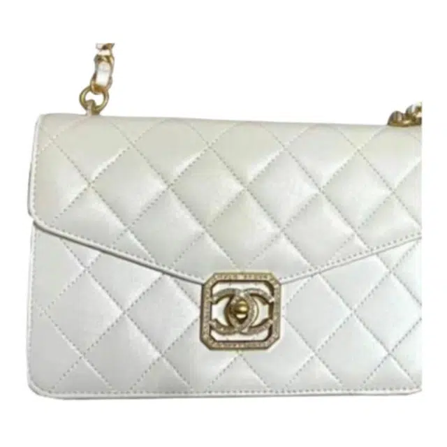 CHANEL 21K