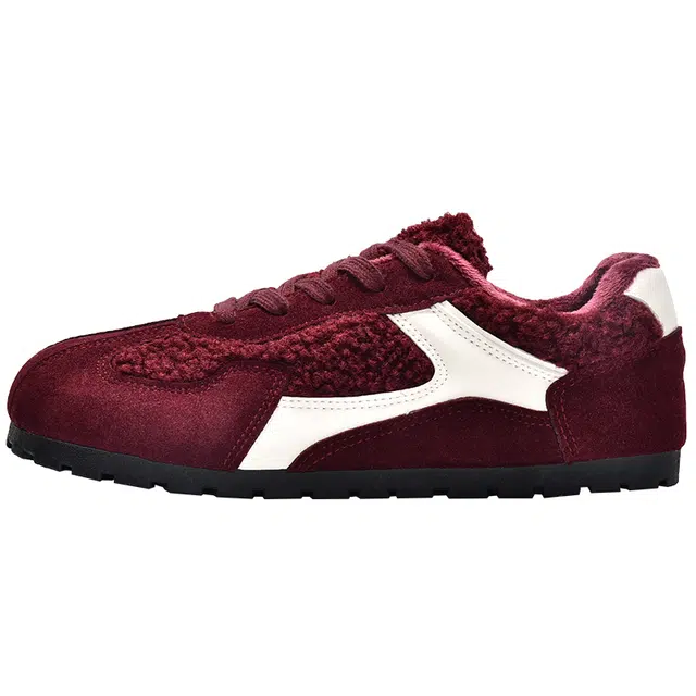 拾伍象 时尚百搭运动板鞋毛毛鞋 休闲德训鞋 女