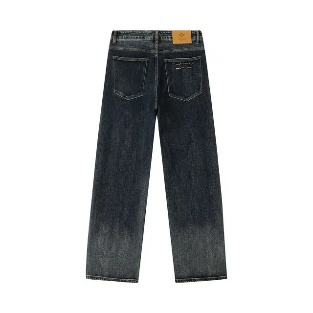 Lee Cooper