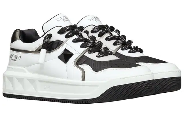 Valentino One Stud