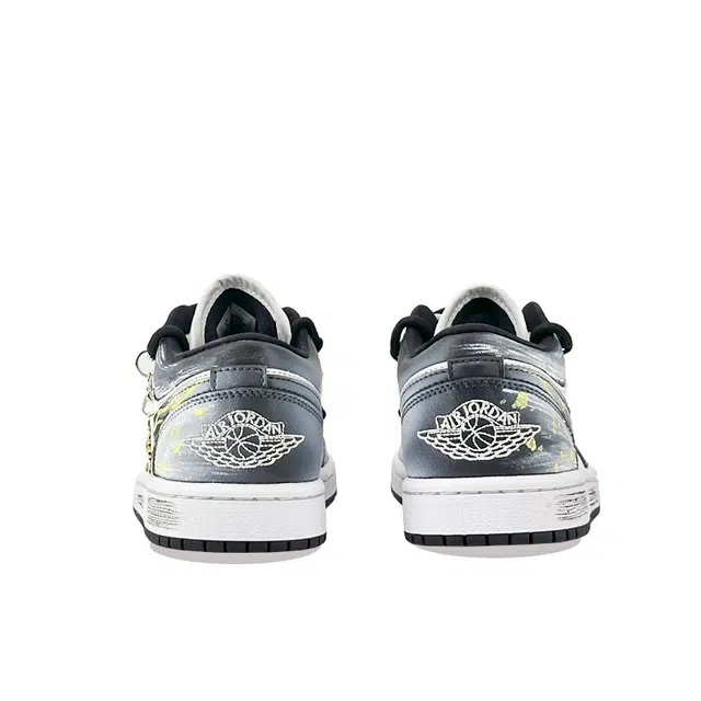 Jordan Air Jordan 1 Low Graffiti Gold