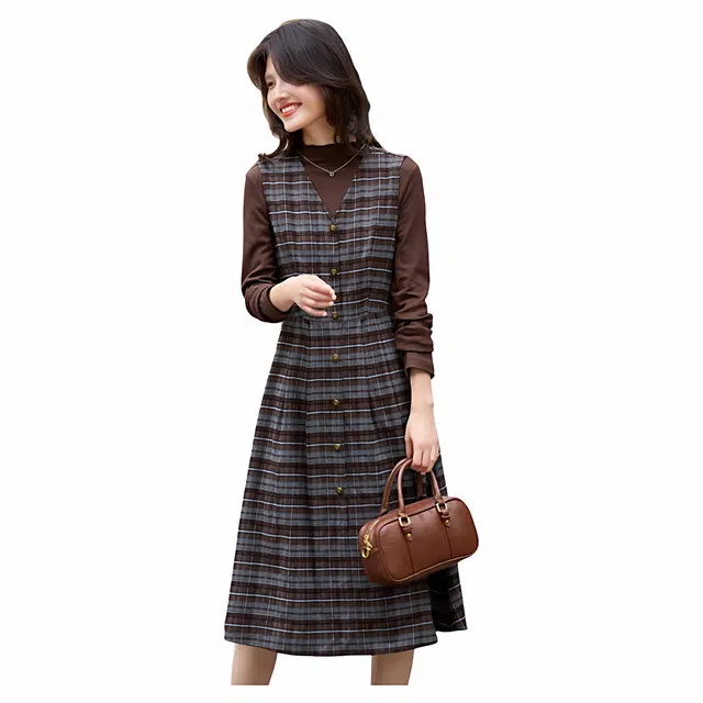 佐塞斯 高端品质轻奢老钱风穿搭毛呢背心裙女秋冬款针织打底衫连衣裙两件套裙装套装 女款