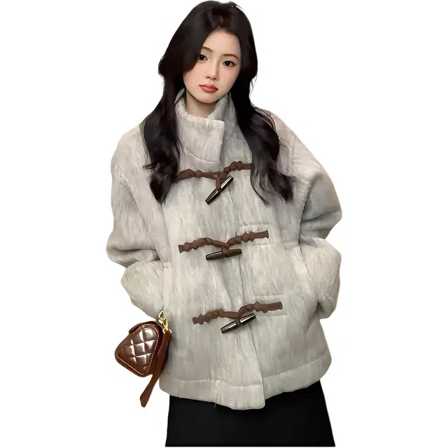 荟萃阁 立领牛角扣赫本风气质韩系大衣 女款