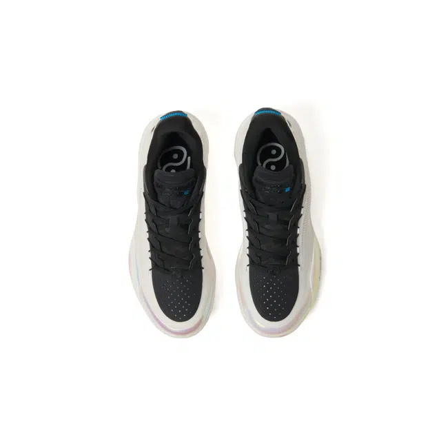 ANTA SNEAKERVERSE eclosion Type2