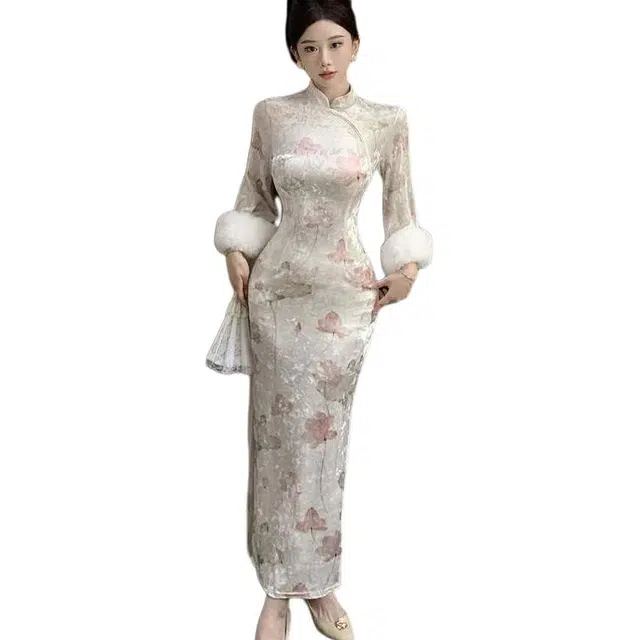 纤丝鸟 毛毛袖口复古新中式国风印花旗袍裙气质优雅温柔风长袖连衣裙 女款