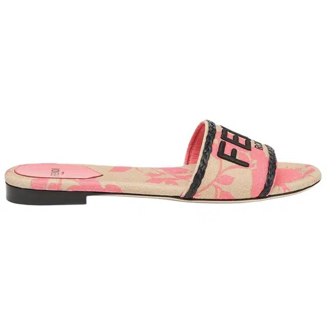 FENDI Signature