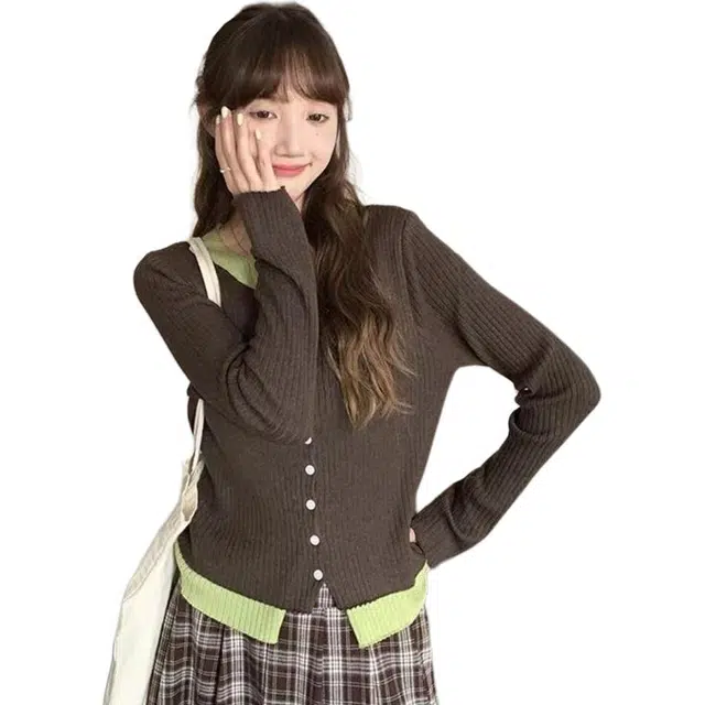 缪斯的诱惑 撞色假两件长袖开衫女韩系氛围感早秋穿搭修身显瘦设计感上衣针织衫 女款