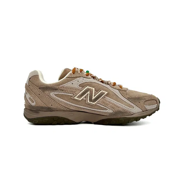 New Balance 204L MIU