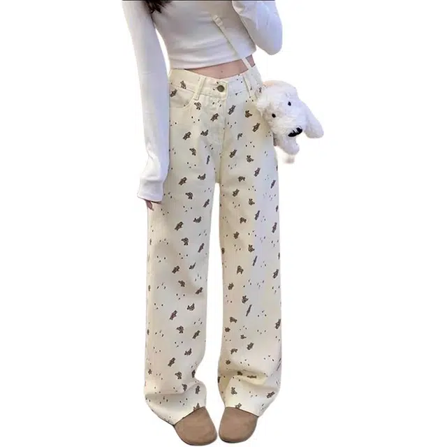 如续 秋冬上新小熊图案印花高腰显瘦舒适百搭休闲时尚垂感设计美式复古高街风格没事款小个子白色长裤子牛仔裤 女款