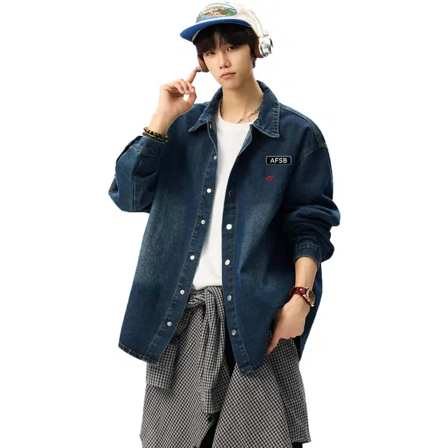 艾梵斯贝 美式复古潮流字母刺绣做旧水洗小众设计款无性别日常通勤百搭衬衣宽松休闲时尚高级感潮酷文艺学院风牛仔外套 男女同款