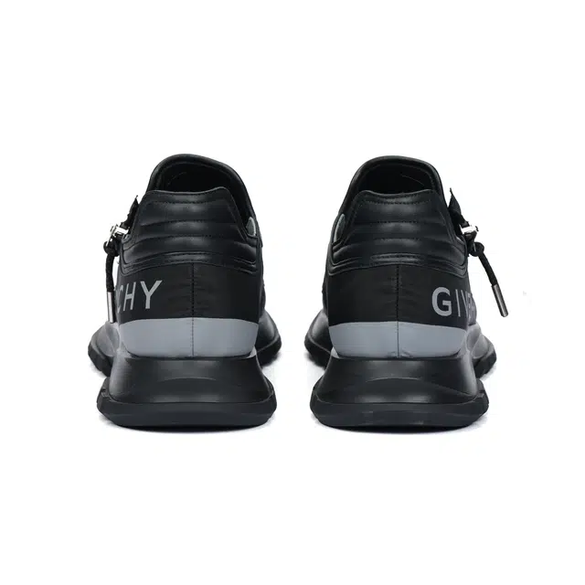 GIVENCHY Spectre
