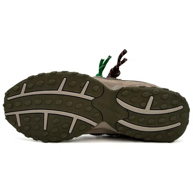 New Balance 204L MIU