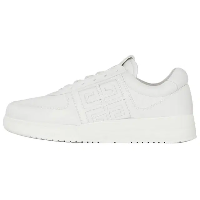 GIVENCHY G4