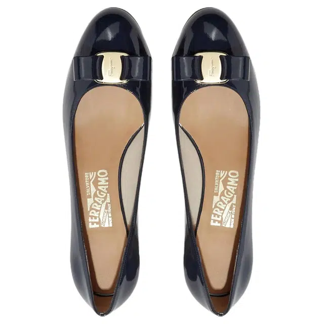 FERRAGAMO Vara