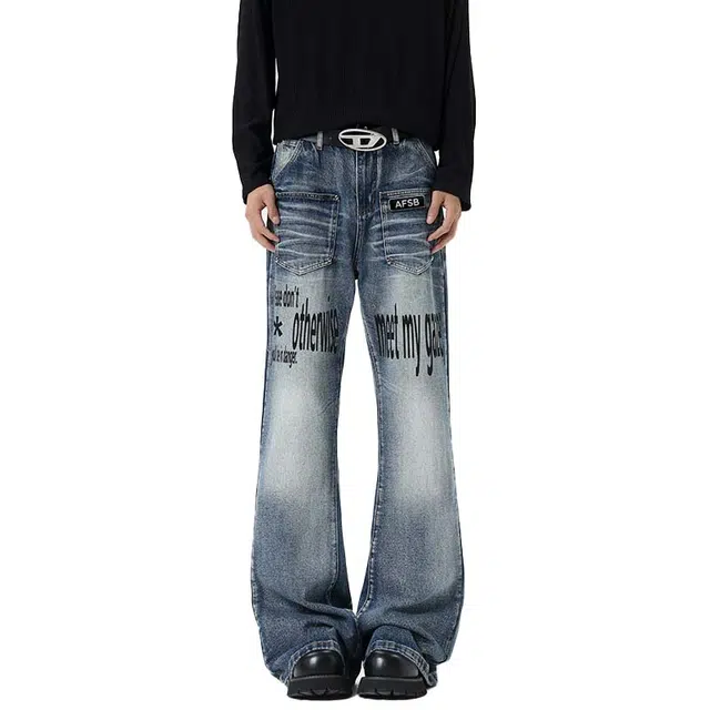 艾梵斯贝 美式复古潮流字母印花猫须铆钉小众设计款高街风日常通勤百搭宽松休闲时尚高级感潮酷个性街头微喇牛仔裤 男女同款