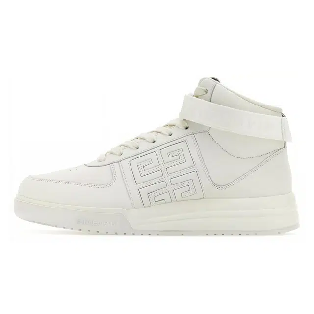 GIVENCHY G4