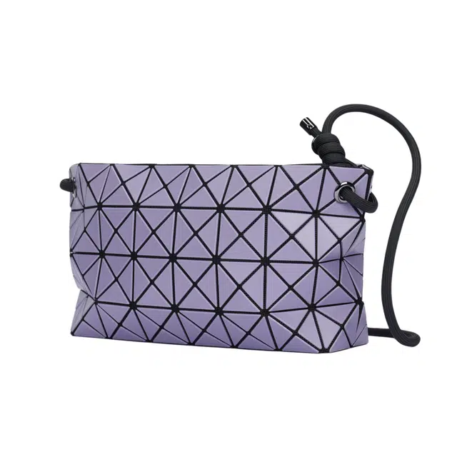 ISSEY MIYAKE LOOP MATTE 9