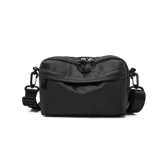 老人头 时尚潮流简约轻便出行单肩休闲百搭通勤包  人造革 斜挎包 常规 男女同款情侣款 黑色/米白色/深灰色