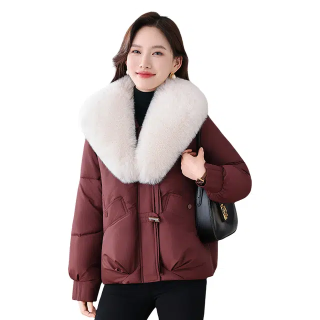 红蜻蜓 冬季可拆卸大毛领短款百搭时尚棉袄外套简约纯色舒适保暖棉服 女款