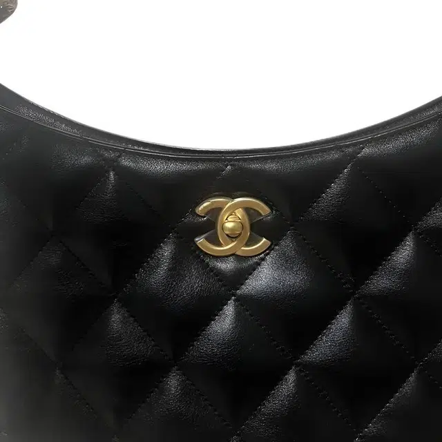 CHANEL C