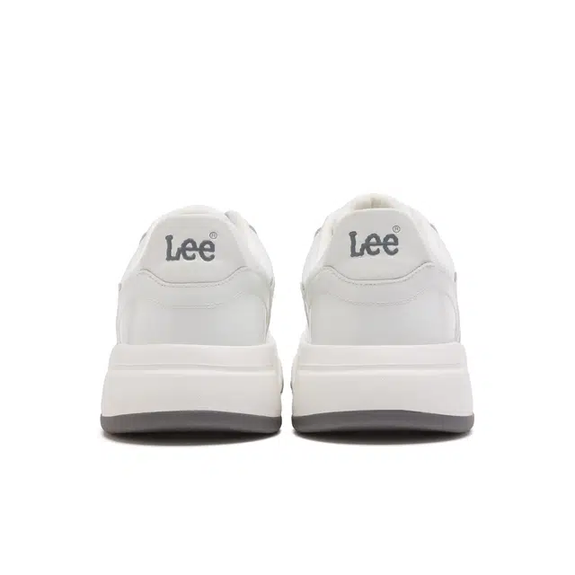 Lee