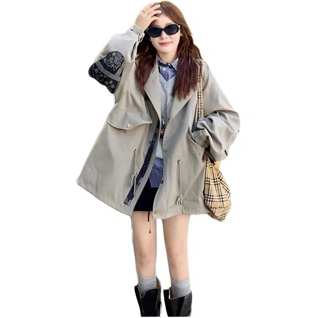 纤丝鸟 时尚立领设计感短款英伦风韩系风衣截短外套 女款