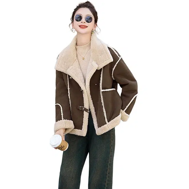 稻草人 高端品质皮毛一体温暖舒适轻便保暖休闲百搭绒感外套 女款