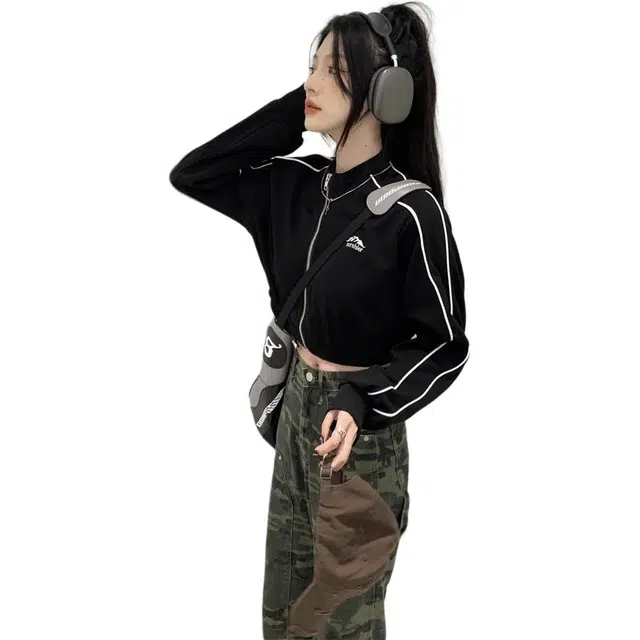 纤丝鸟 美式辣妹休闲运动小个子长袖女宽松显瘦露脐开衫上衣截短外套 女款