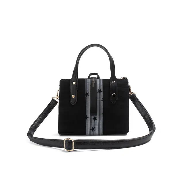 阿玛尼【定制化妆包】琥珀 暗夜星际  甜酷 优雅 星星装饰 艺术感  约会  通勤 黑色帆布高定收纳包