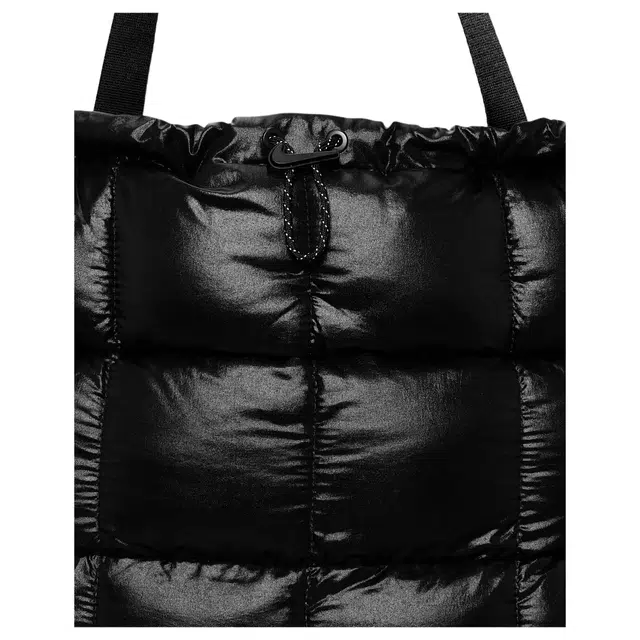 Nike 28L Tote